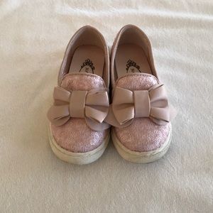 JoyFolie Kylie pink sequin slip on sneaker size T6